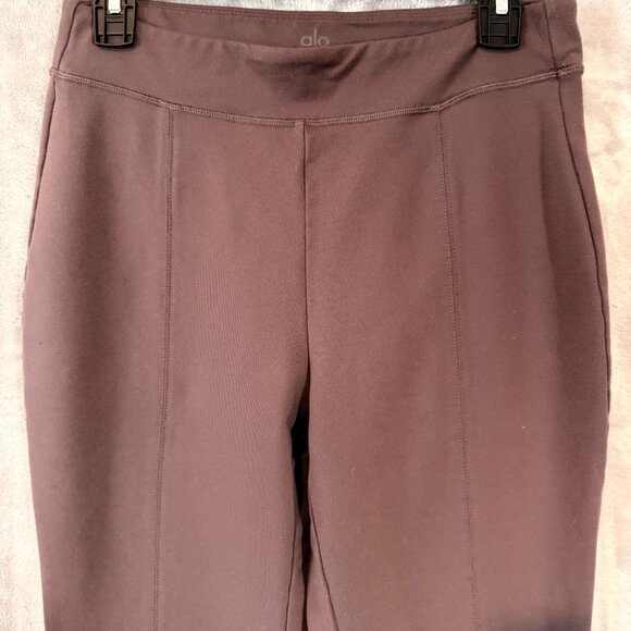 ALO Yoga Airbrush High-Waist 7/8 Flutter Leggings Raisin Purple Size Large - Picture 9 of 10